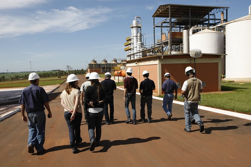 Ambiente de trabalho nas empresas Petrobras e Transpetro